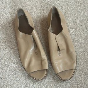 Maria Cornejo Tan Leather Oxford FLO 36